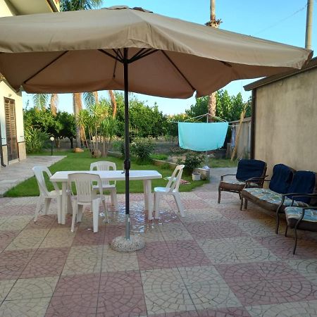 Appartamenti Giusi Con Giardino O Veranda Madonna della Catena Exterior foto